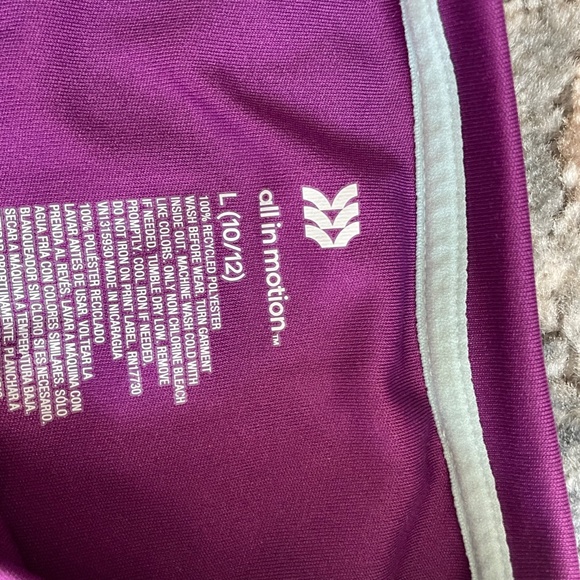 All in motion kids shirt NWOT size 10-12 - Picture 3 of 4